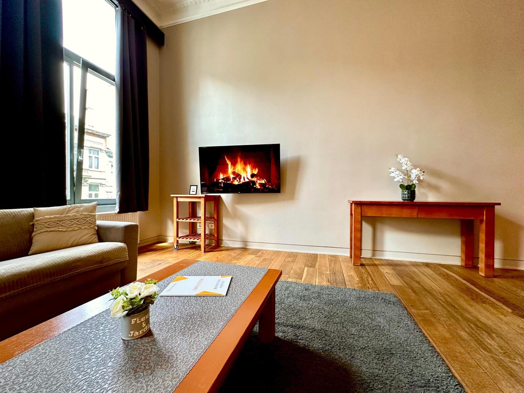 Luxury Castel By Rikas Apartment Antwerpen