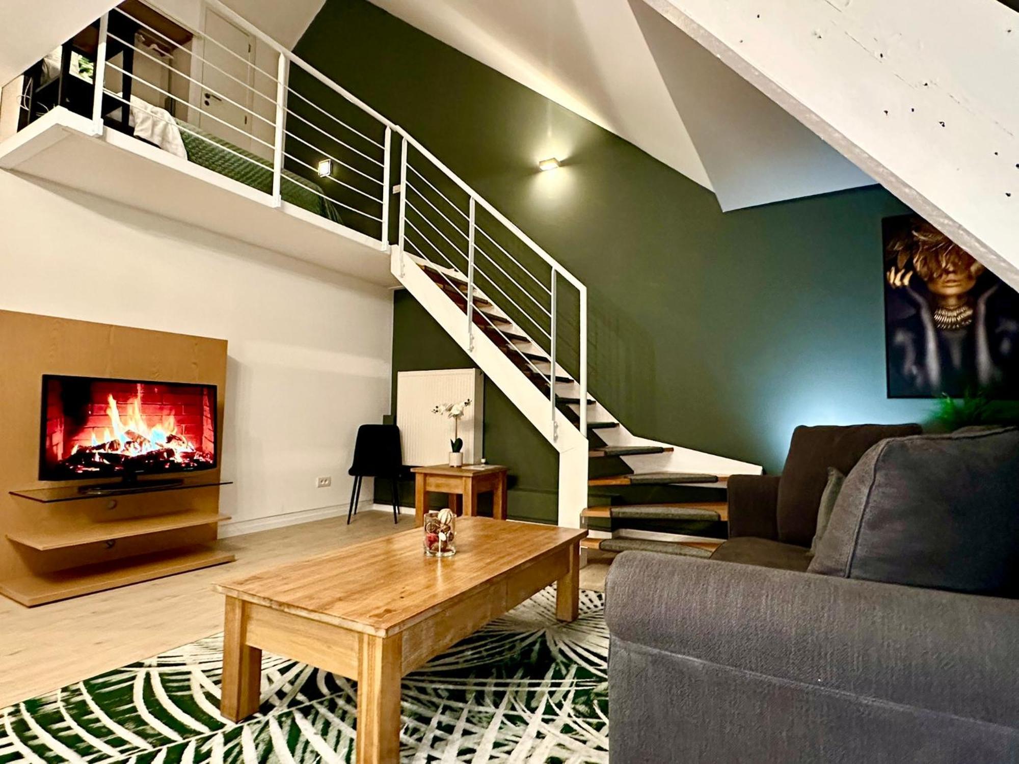 Apartment Luxury Castel By Rikas